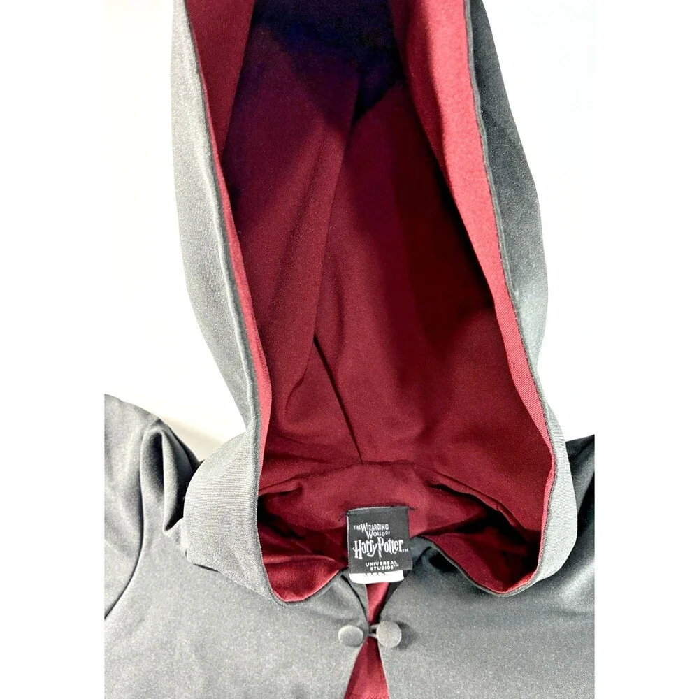 Universal Studios Harry Potter Wizarding World Gryffindor Cloak Robe Size XXS